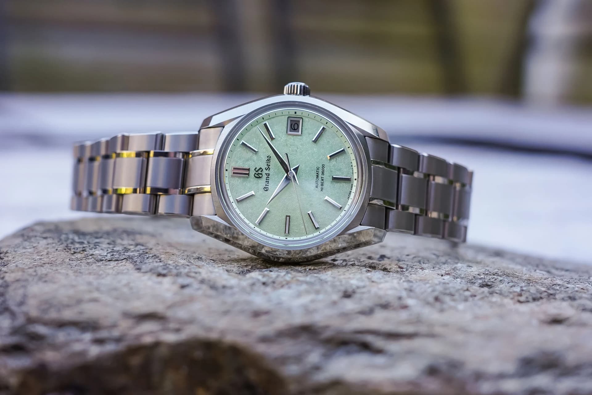 Discover the Elegance and Precision of a Heritage Collection Masterpiece