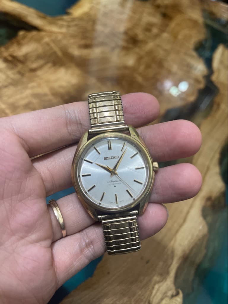 Seiko Skyliner 21 Jewels – Ref. 6100-8000 – 37 mm – Manual Wind – Gold-Plated Case – Vintage Japan